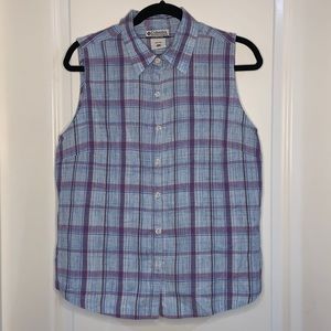 Columbia sleeveless button down top